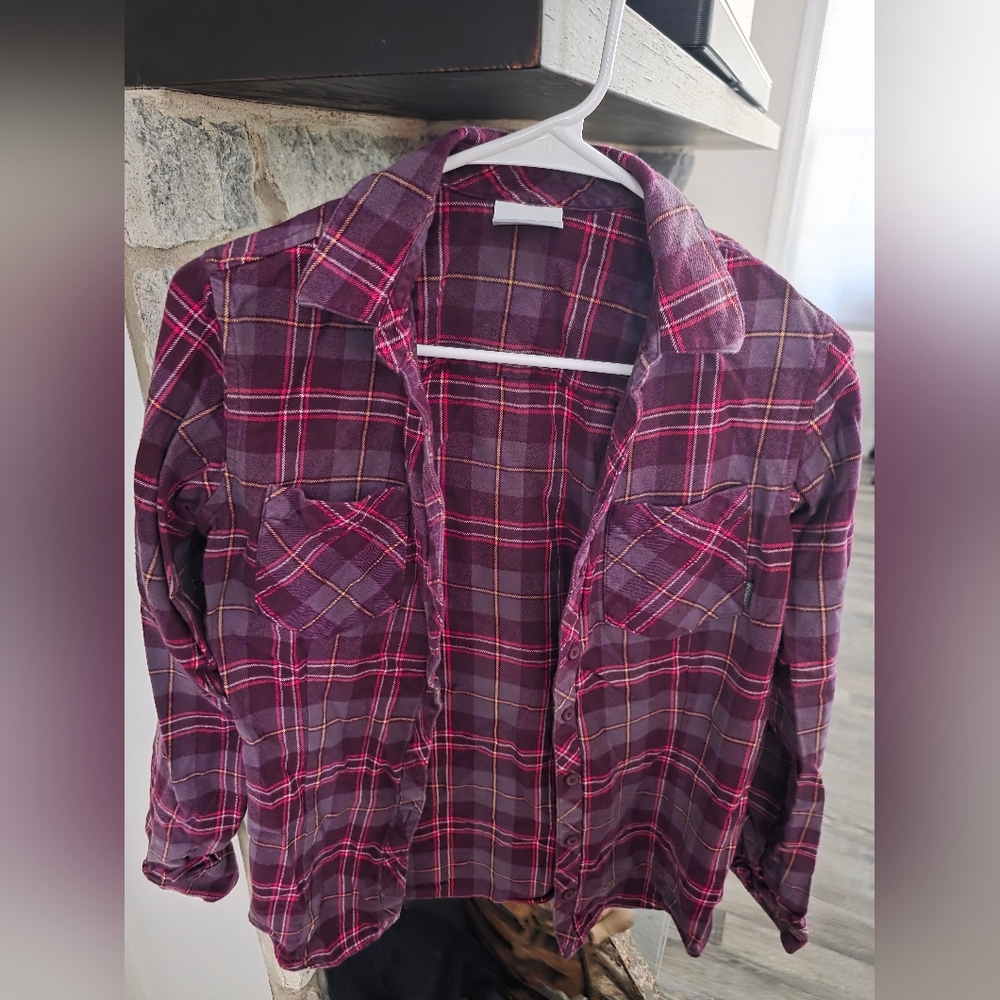 Columbia Plaid Button-Up Shirt